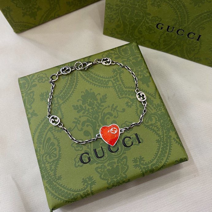Gucci Bracelet 01lyr30
